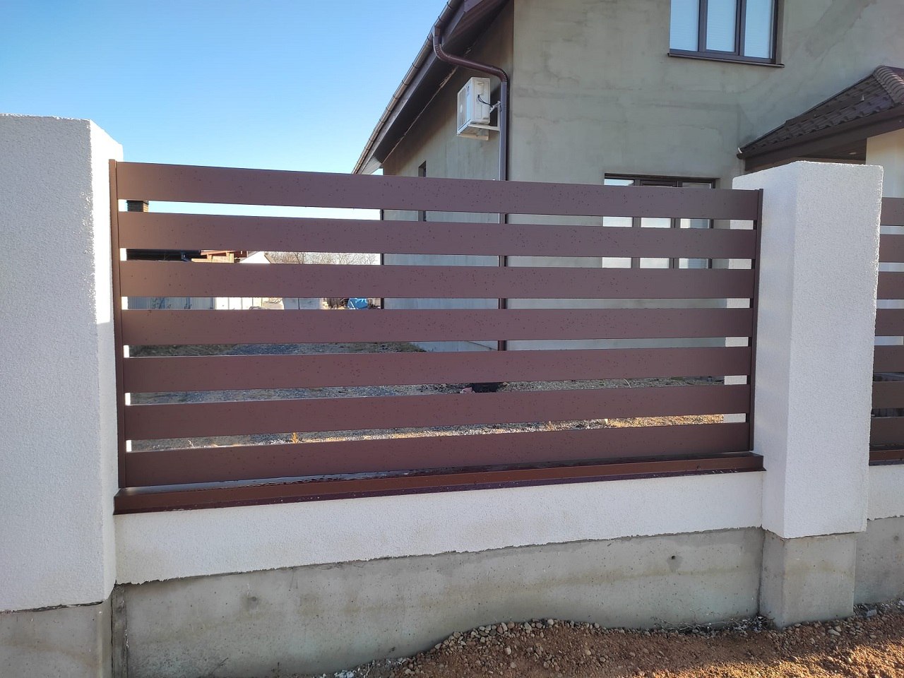 заборы и ограждения