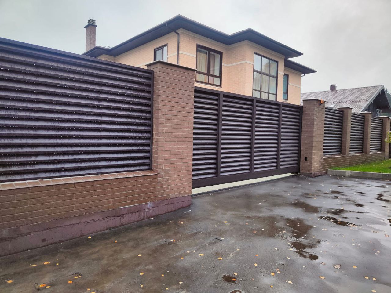 Откатные ворота и калитки