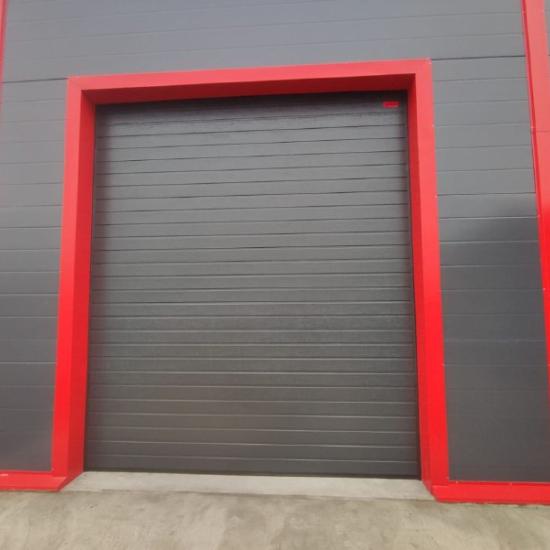 Секционные ворота для склада
